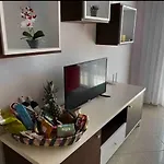 Sunshine Apartment *